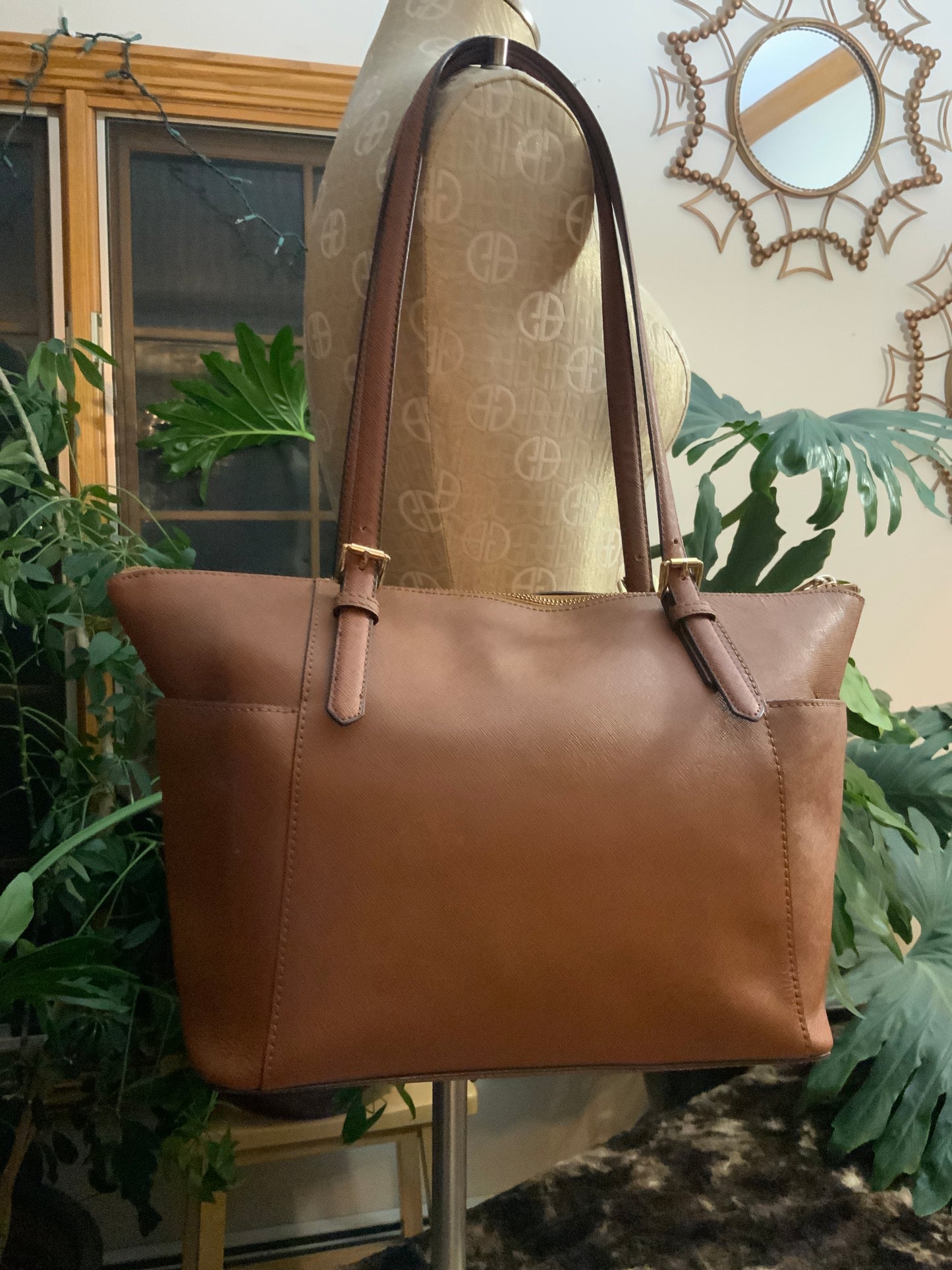 Michael Kors Jet Set Tote