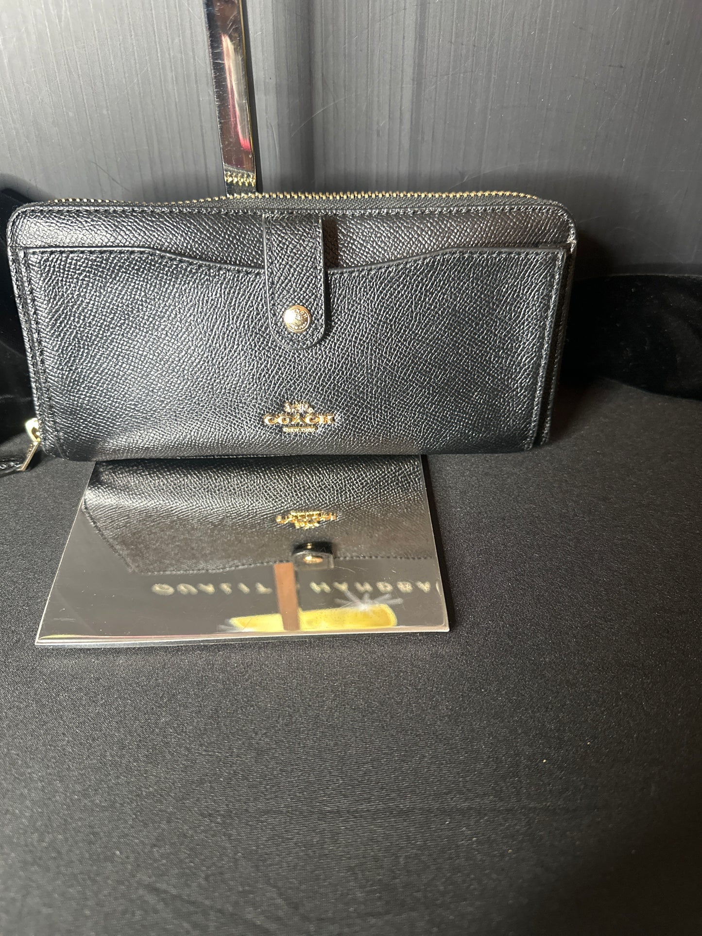 Coach Zipper Wallet