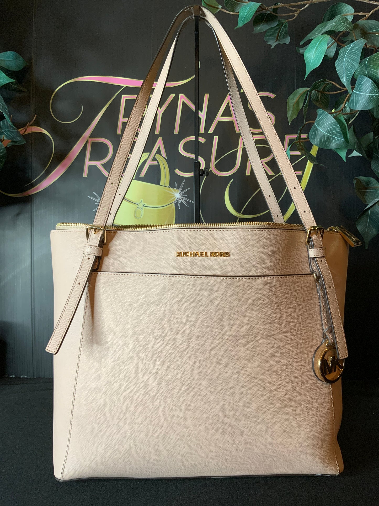 Michael Kors Voyager Bag