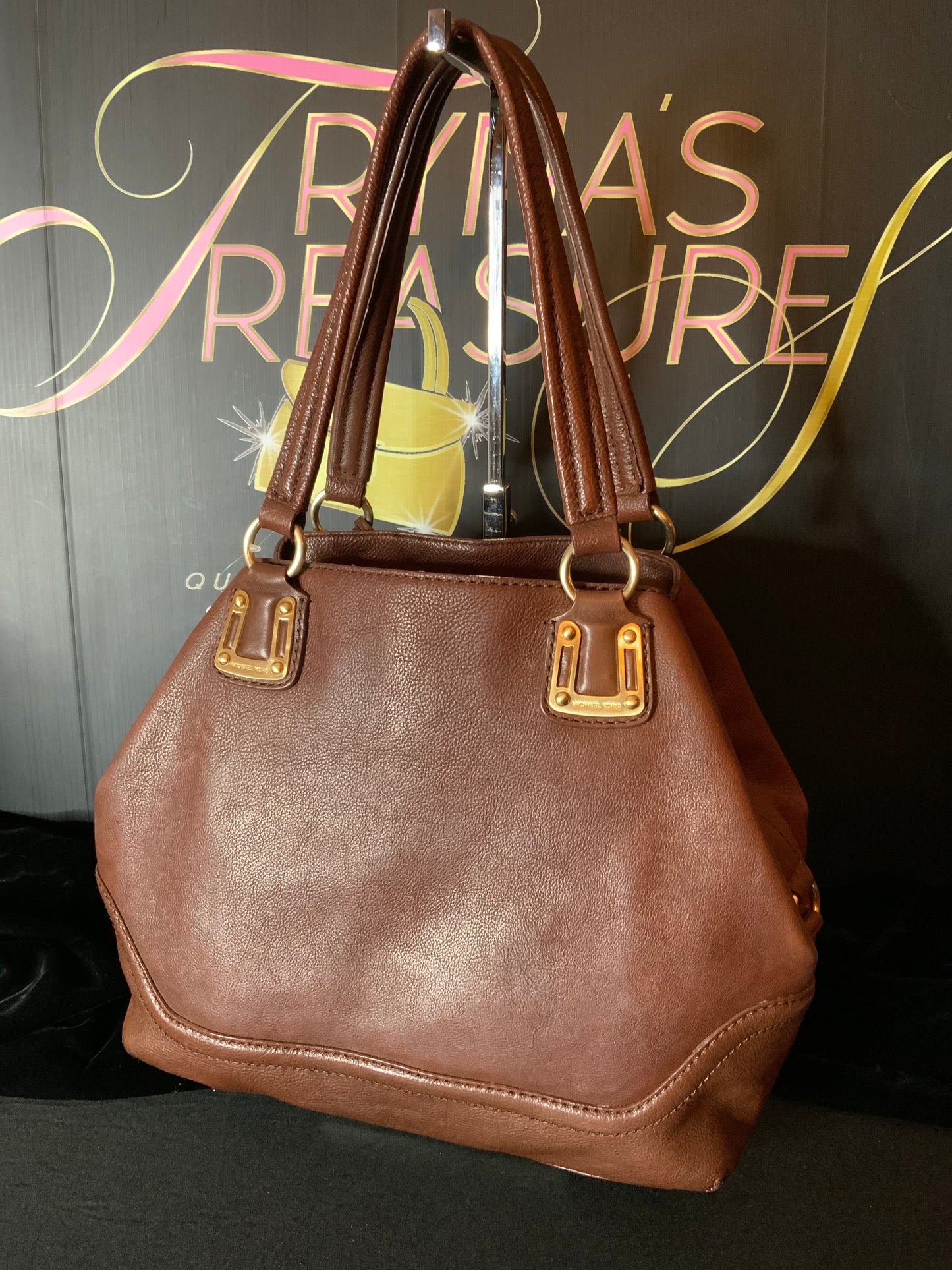 Michael Kors Leather Shoulder Bag