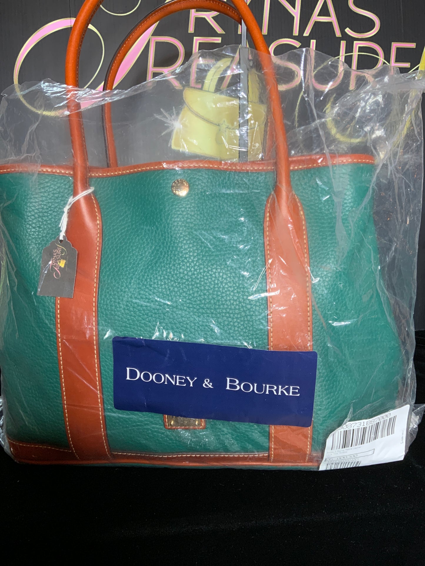 Dooney & Bourke