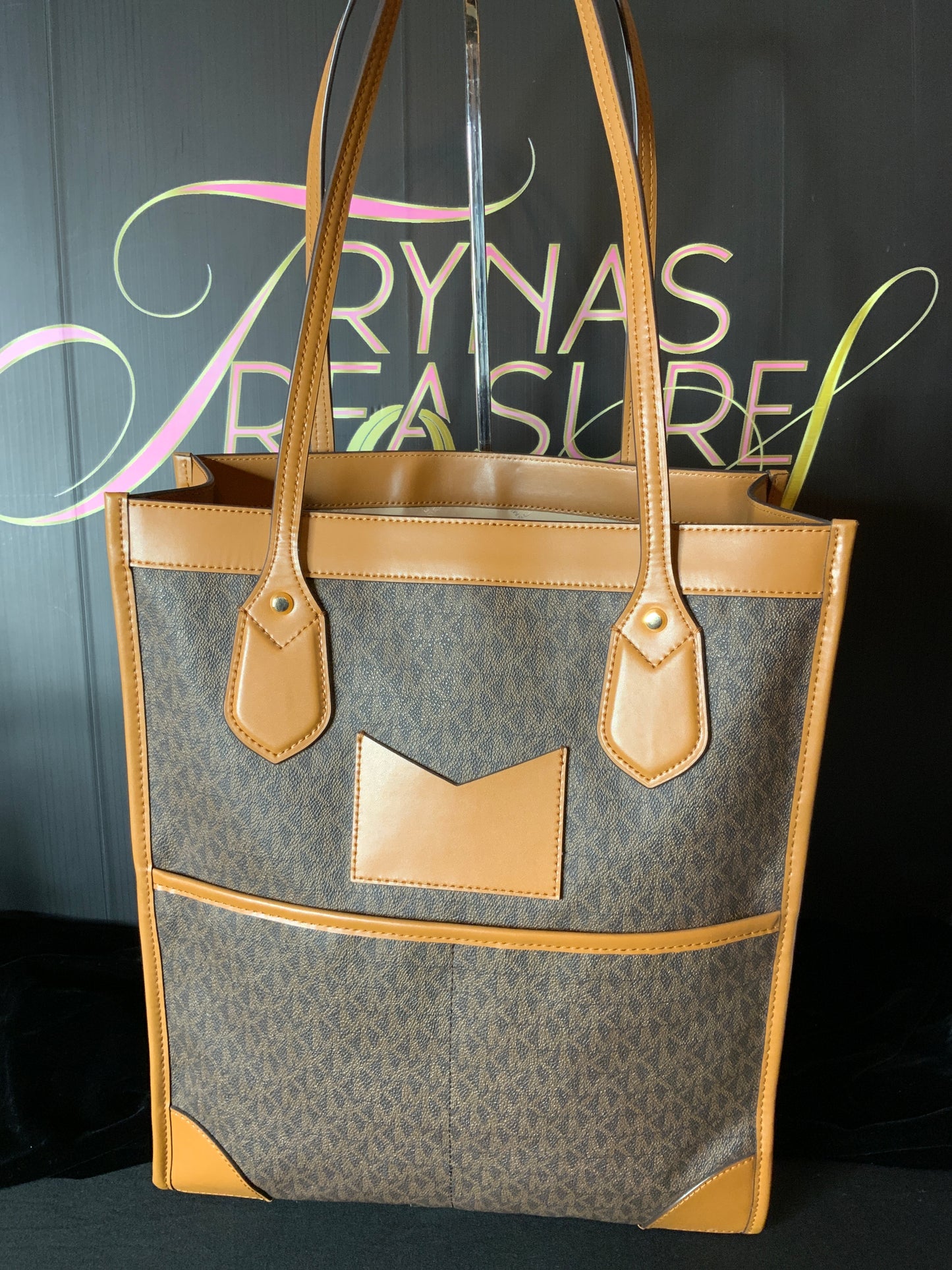 Michael Kors Bay Tall  Tote