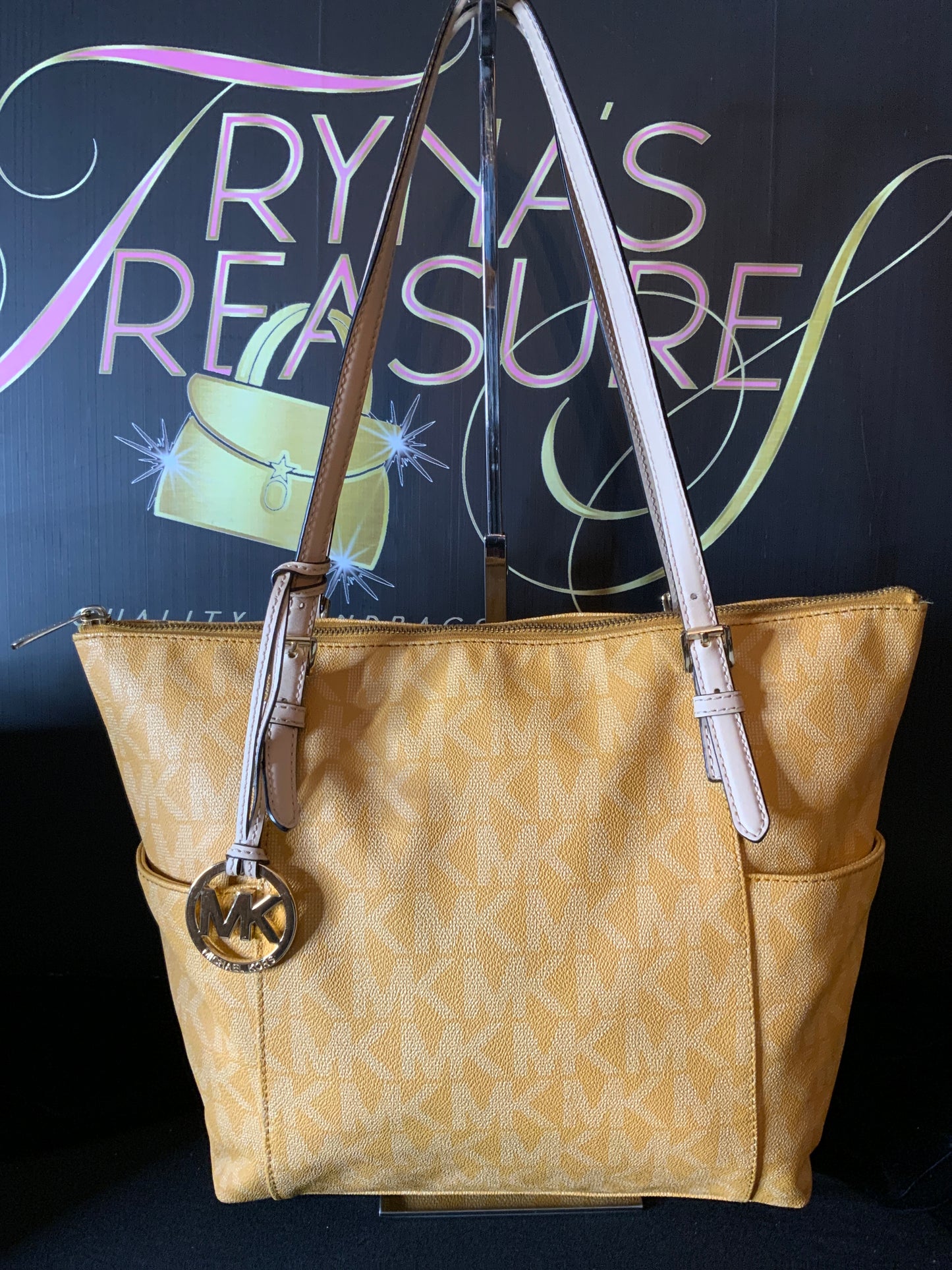 Michael Kors Large Jet Set Tote