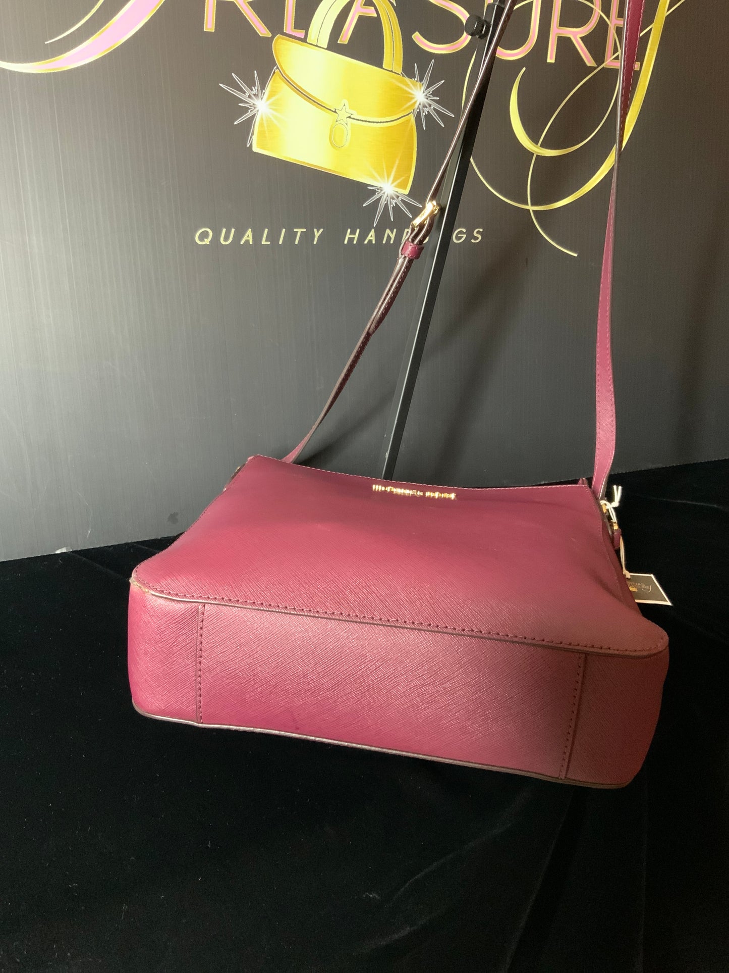 Michael Kors Messenger Bag