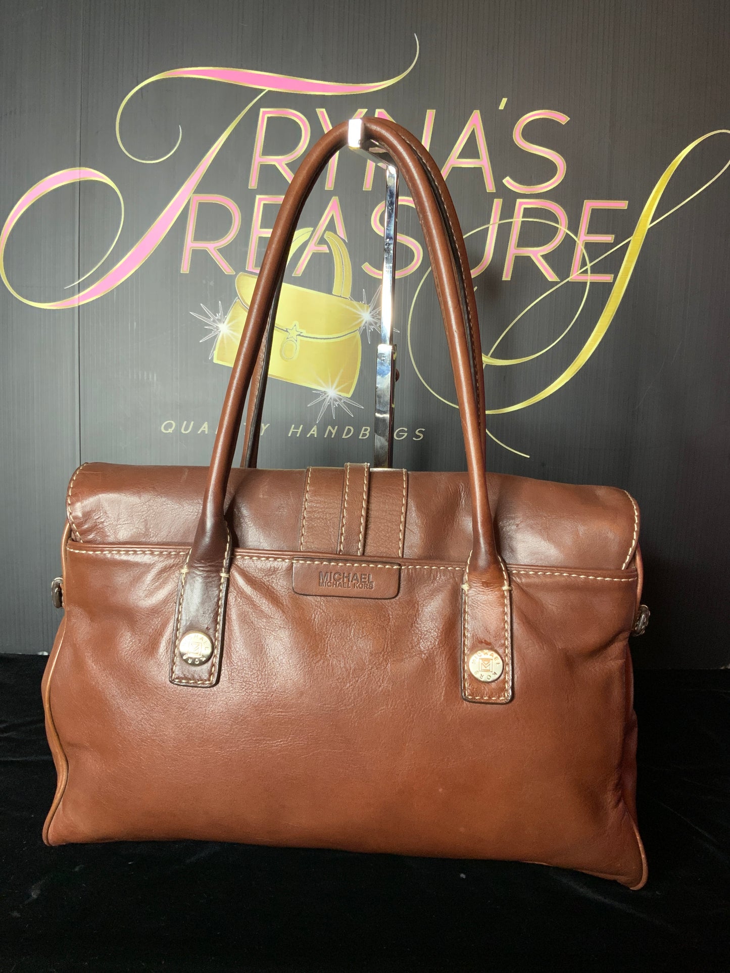 ‘’Michael”  by Michael Kors Leather bag