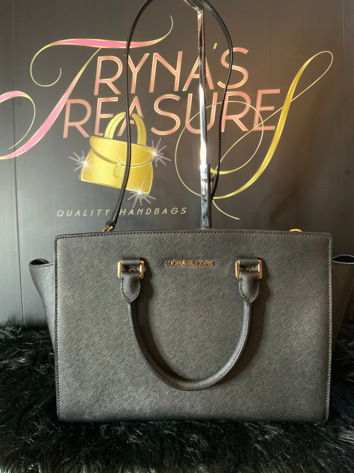 Michael Kors Large Selma Bag