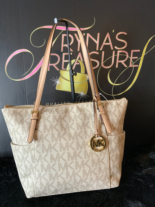 Michael Kors Large Jet Set Vanilla Tote